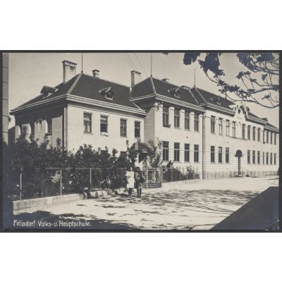 Felixdorf, Schule
